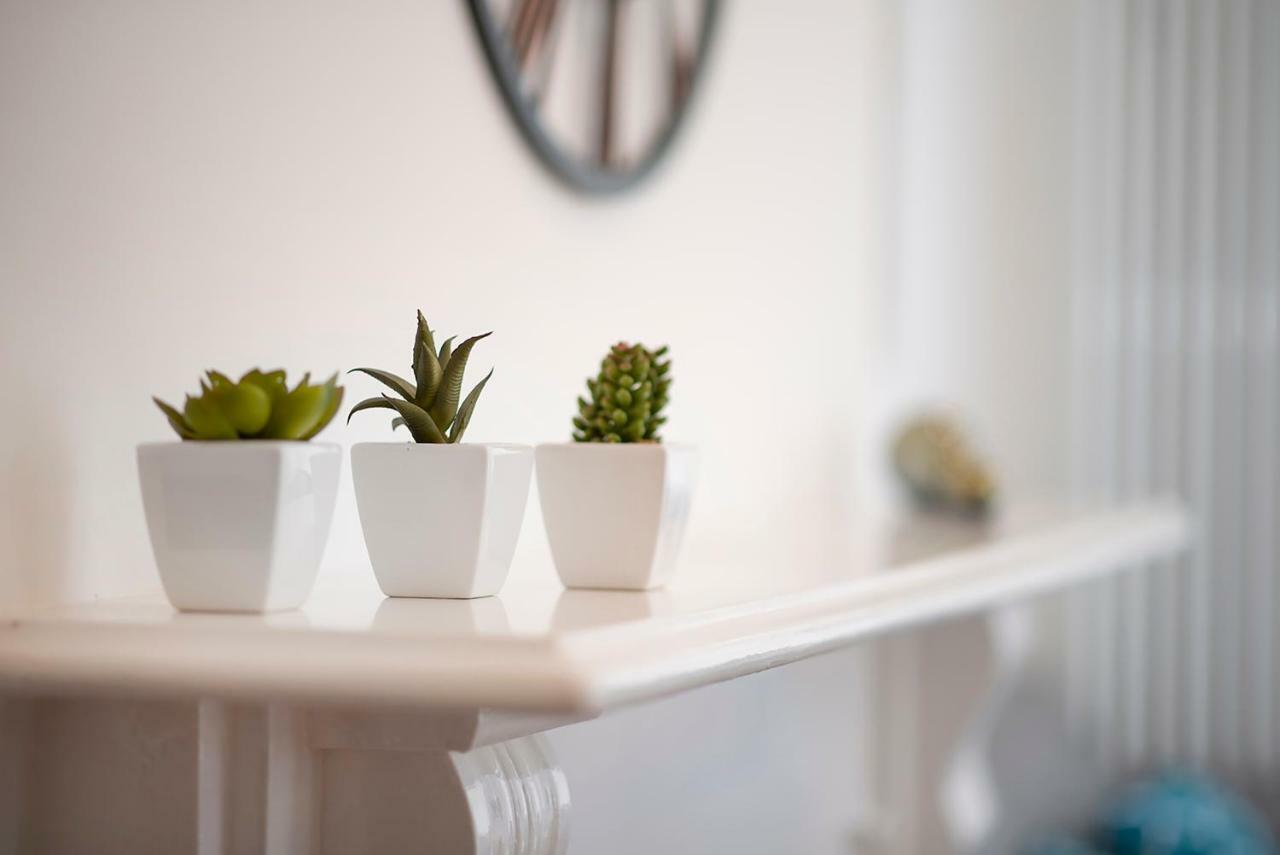 Flat A - Spacious Ground Floor, 1 Bedroom Apartment In Central Southsea, Portsmouth Buitenkant foto